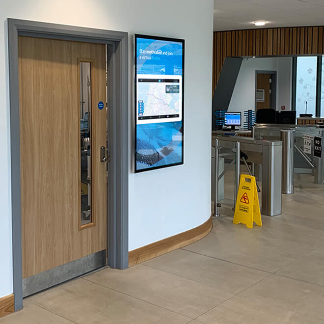 Slimline Pro Advertising Display - Image 6